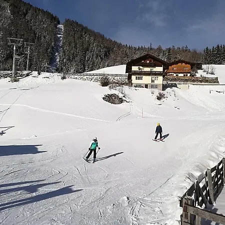 ホームステイ Hoazhof
